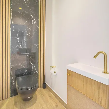 شقة Tiffany Luxury 4bdr And 4bath Next To Palais *