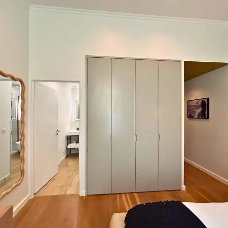 Tiffany Luxury 4bdr And 4bath Next To Palais * كان