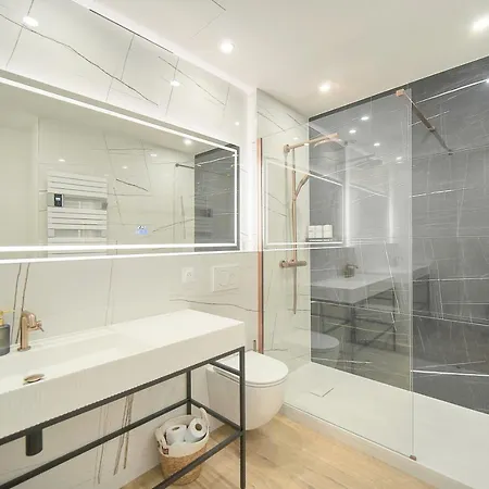 Tiffany Luxury 4bdr And 4bath Next To Palais Lejlighed Cannes