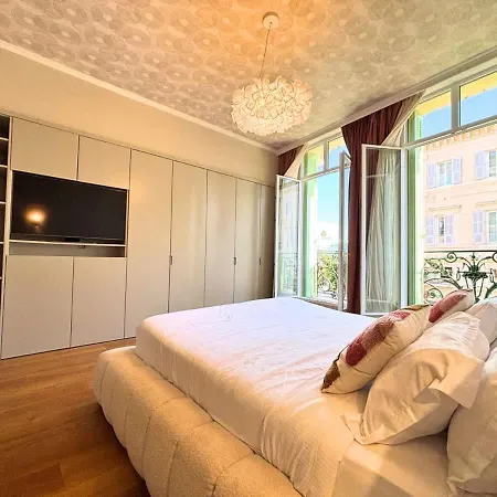 Tiffany Luxury 4bdr And 4bath Next To Palais