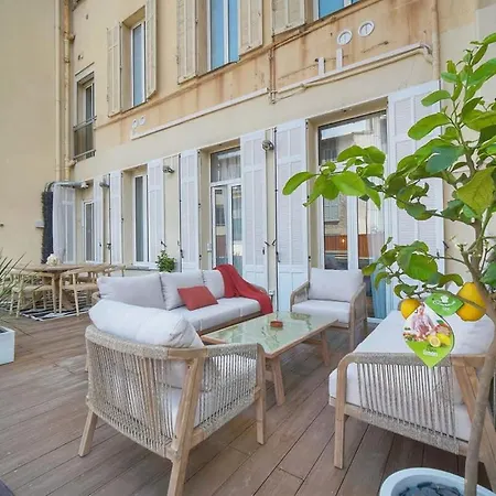 Tiffany Luxury 4bdr And 4bath Next To Palais Apartamento